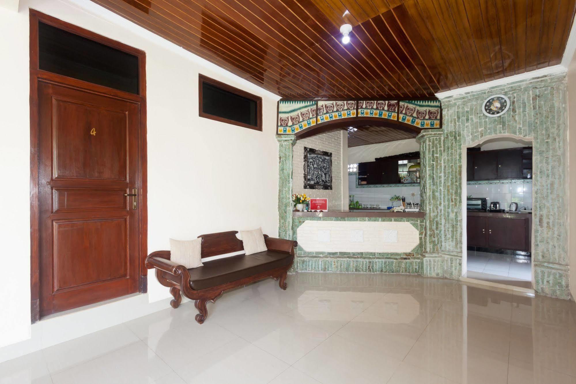 Zen Rooms Sanur Blanjong Sekawaru Kültér fotó